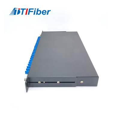 Ftth Sc / Fc / St / Lc Rack Mount Fiber Optic Terminal Box Dengan Jaket 0.9mm
